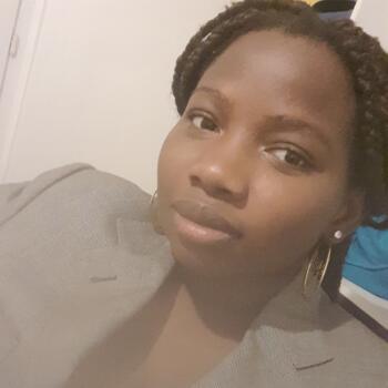 Baby-sitter in Loos: Orisha