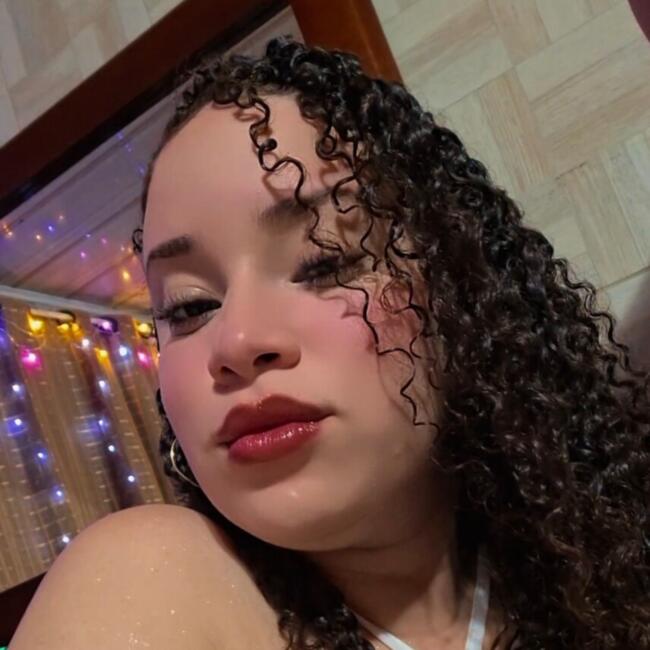 Babysitter in Laguna: Danielly