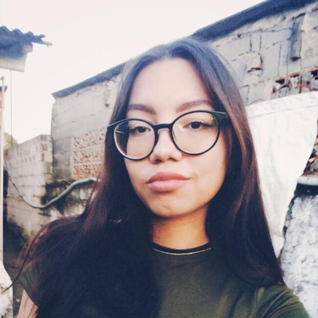 Babá em Taubaté: Kamila