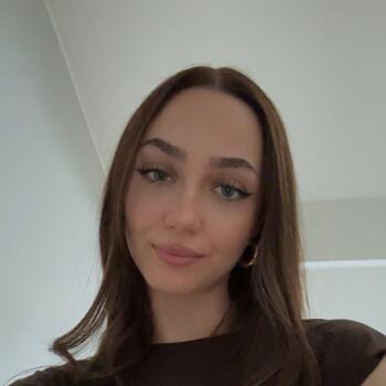 Babysitter in Genk: Moira