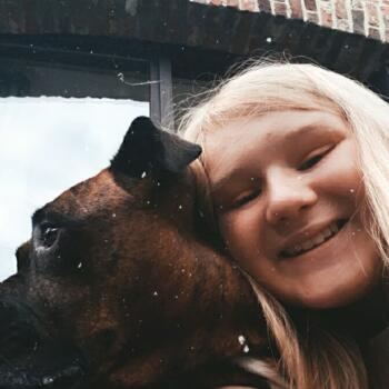 Babysitter in Charleroi: Laora