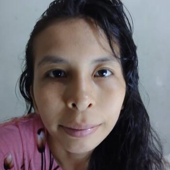 Babysitter in Manaus: Aina Ruth Daniela