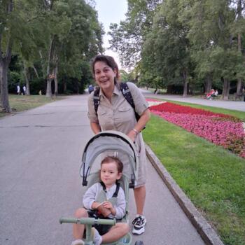 Работа детегледачка в Варна: работа детегледачка Desislava
