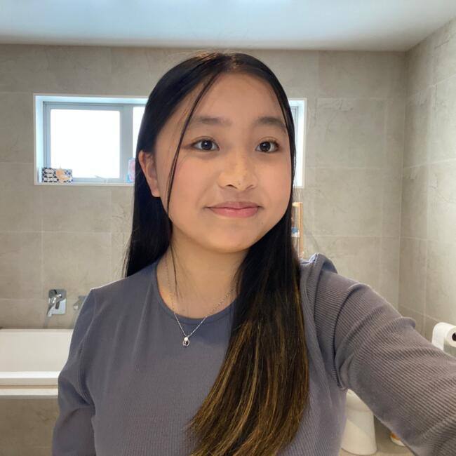 Babysitter in Auckland: Emilie