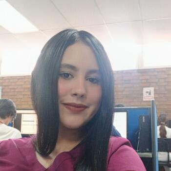 Babysitter in Tegucigalpa: Arianna Mondragón