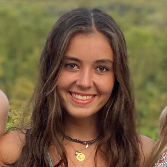 Babysitter in Aix-en-Provence: Capucine