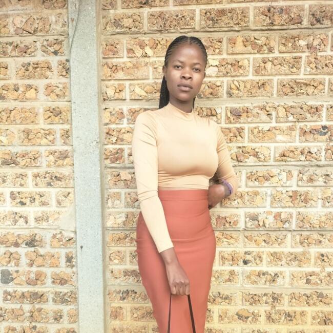 Babysitter in Benoni: Mpho