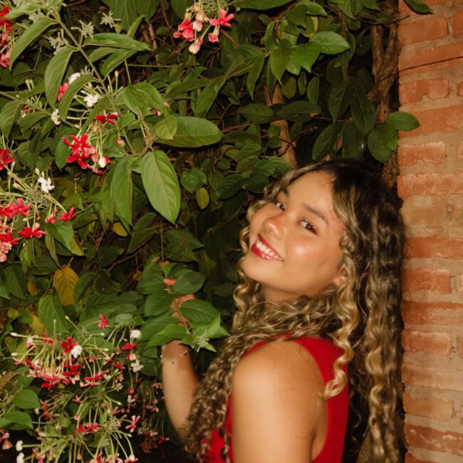 Babysitter in Ribeirão Preto: Yasmim