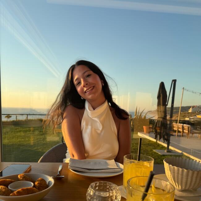 Babysitter em Tondela: Sabryna