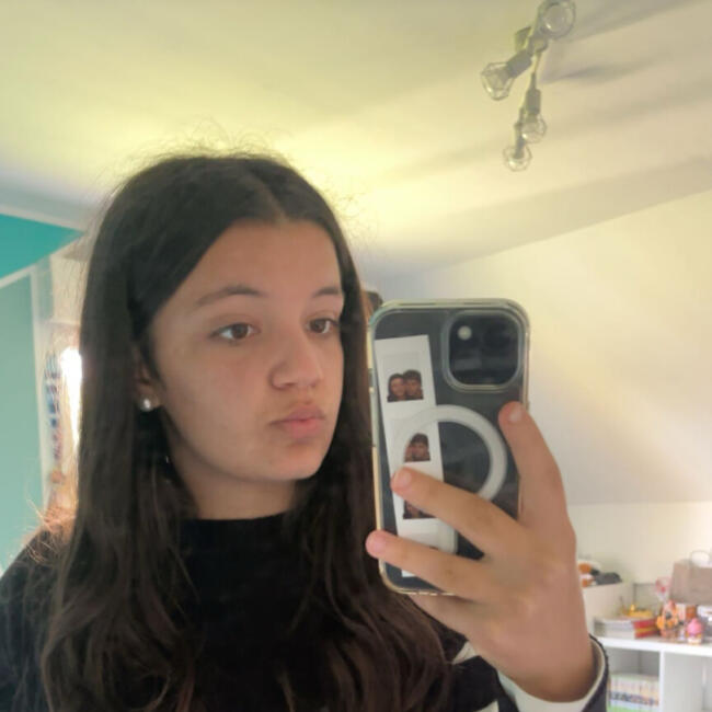 Nanny in Plasnes: Yamina