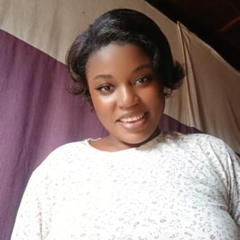 Nanny Accra: Tania