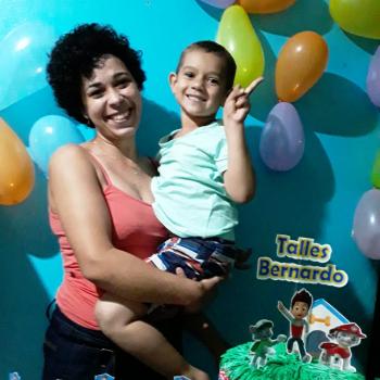 Babá Feira de Santana: Angélica