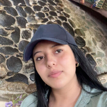 Babysitter in New Haven: Ileana