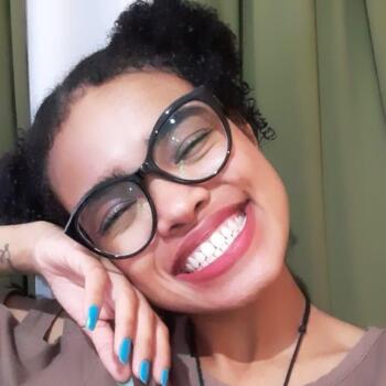 Babysitter Osasco: Larissa