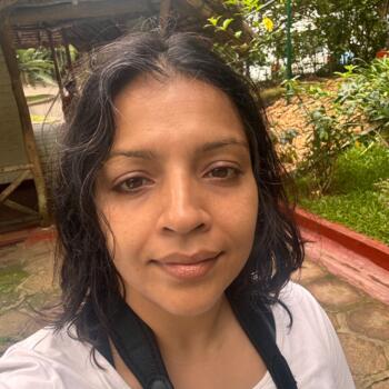 Childminder job in Mumbai: babysitting job Punam