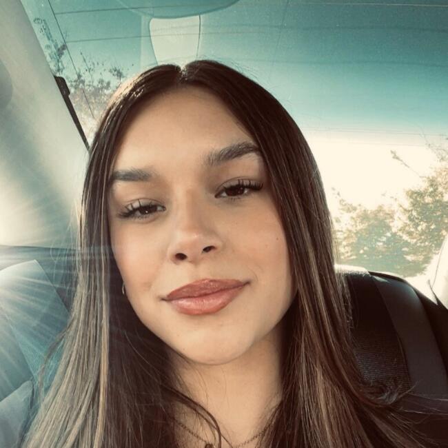 Babysitter in Arcos de Valdevez: Raquel