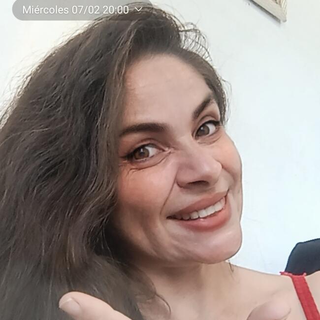 Babá em Recife: Enmeline