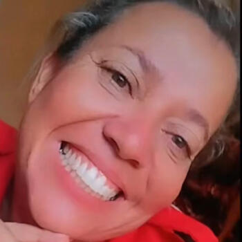 Babysitter Betim: Fabricia Moreira