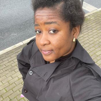 Trabalho de babysitting em Sintra: Trabalho de babysitting Michel