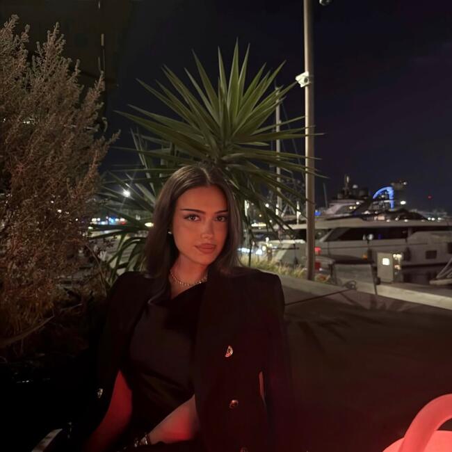 Canguro en Madrid: Elene
