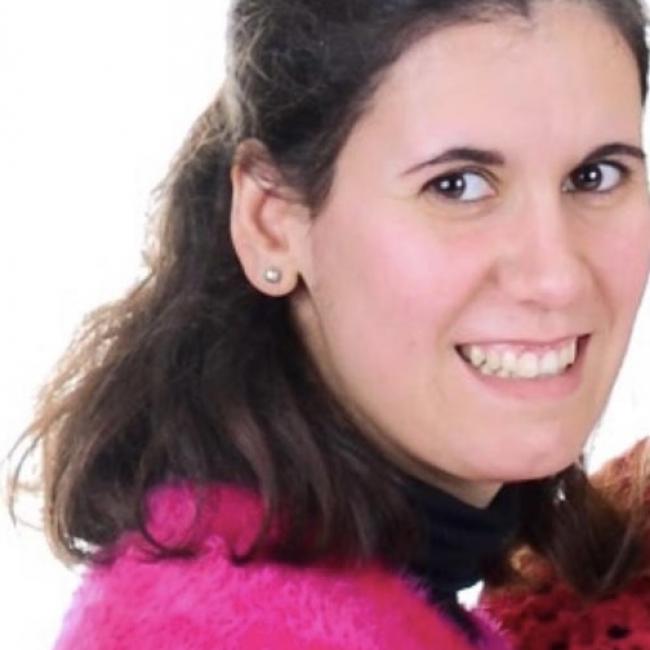 Babysitter in Amadora: Flávia