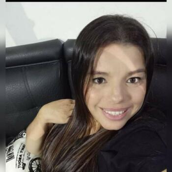 Babysitter in Bello: Lucely