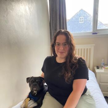 Babysitter in Harlow: María