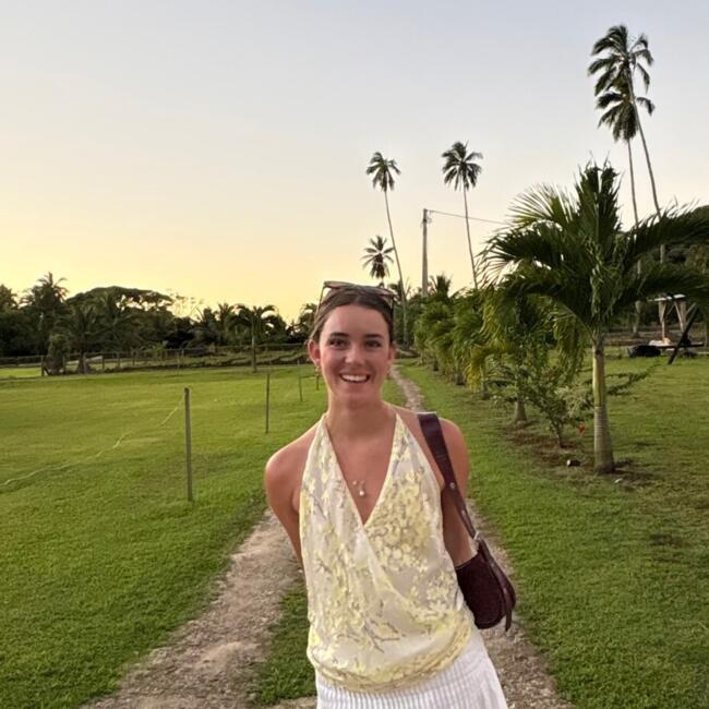 Babysitter in Christchurch: Loren