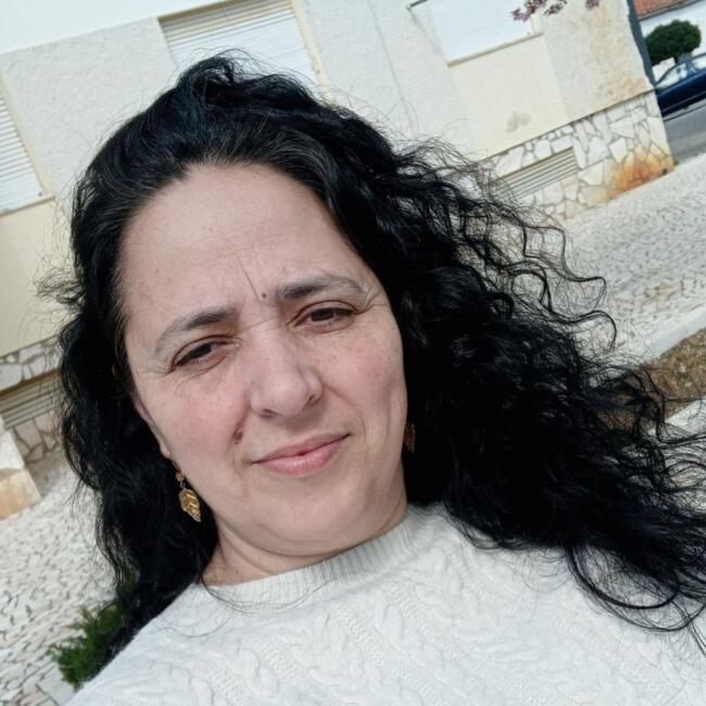 Babysitter em São Lourenço de Mamporcão: Elizabete