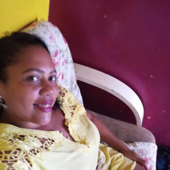Babysitting job in Vila Velha: Sueli