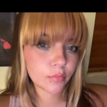 Babysitter in Bullhead City: Emma