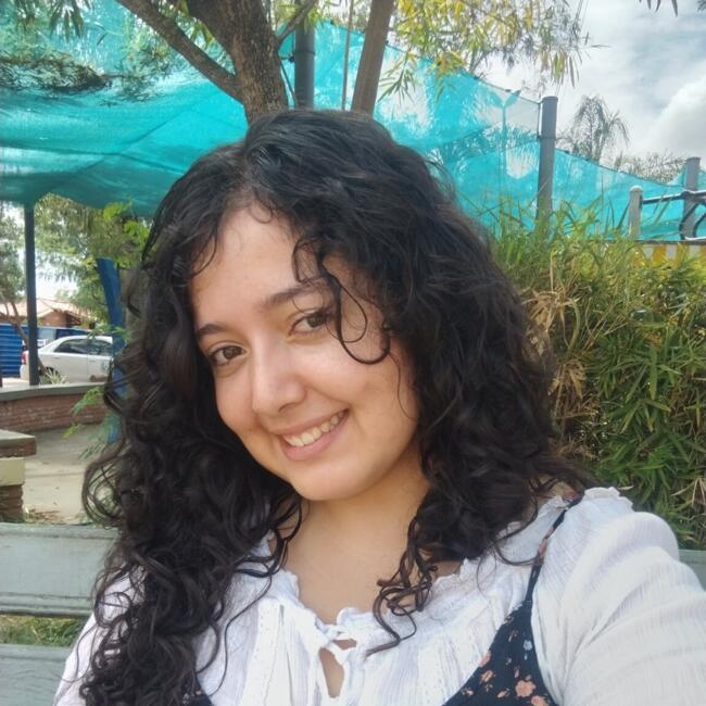 Babysitter in San Lorenzo: Sandra Baez