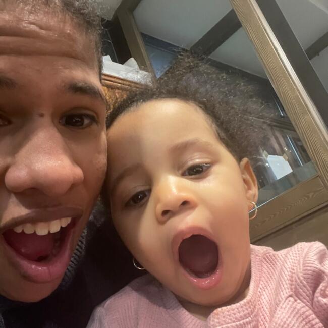 Babysitter a Aosta: Yael