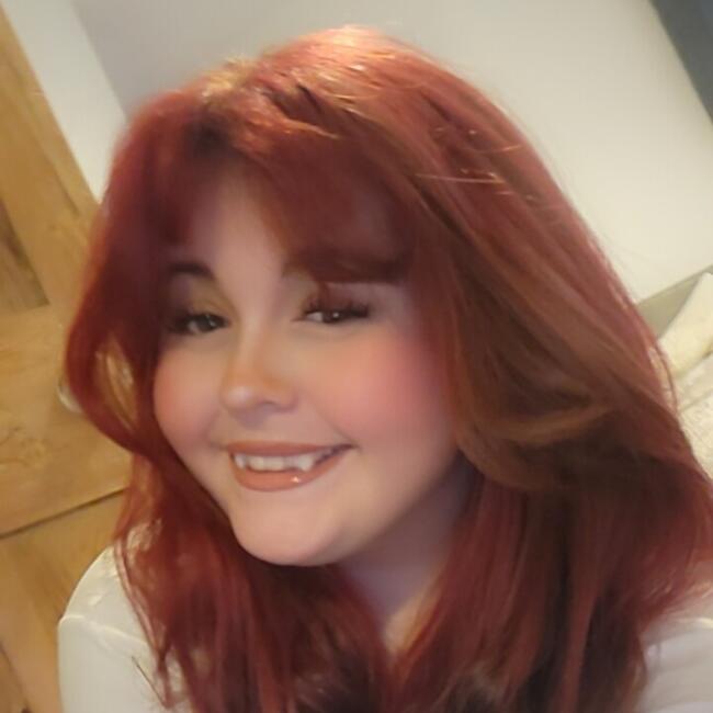 Babysitter in Gravesend: Lucy