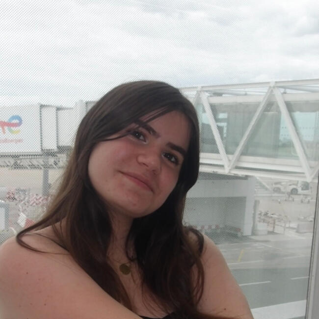 Babysitter in Lourdes: Clélia