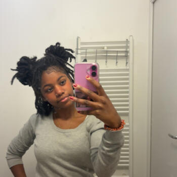 Baby-sitter Chartres-de-Bretagne: Nachra