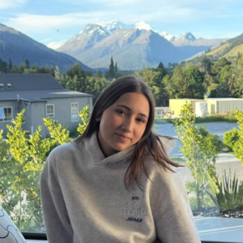 Babysitter in Brisbane: Claire