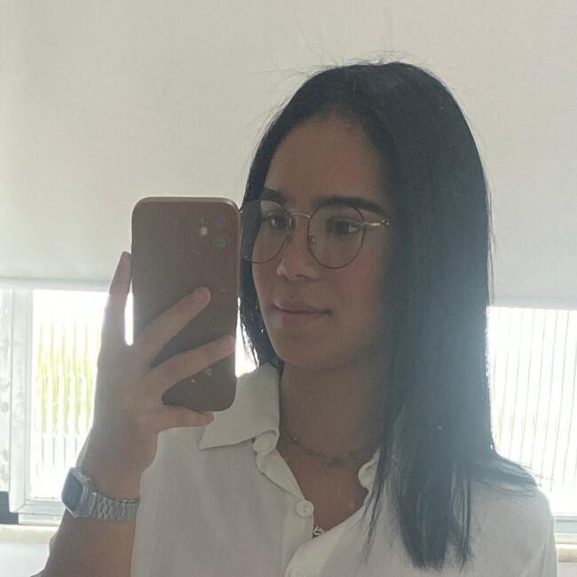Babá em Rio de Janeiro: Thaynara