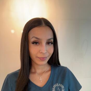 Babysitter Santiago: Matrona Javiera Sánchez
