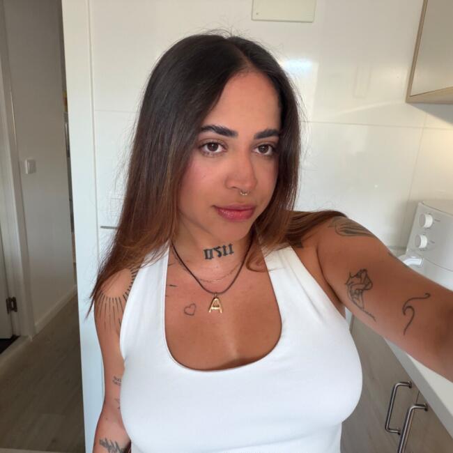 Babysitter in Lisbon: Ananda