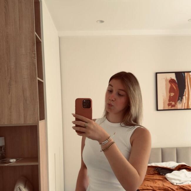 Babysitter in Maldegem: Nona