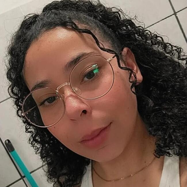 Babysitter in Cachoeirinha: Anny