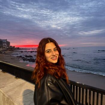 Babysitter Ratingen: Almendra Orellana