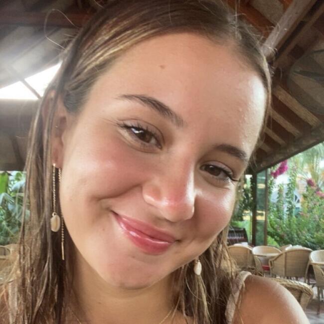 Babysitter em Viena: Sienna