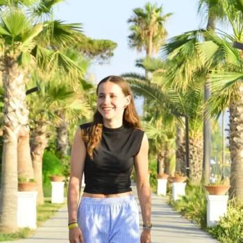 Babysitter in Mortsel: Roos