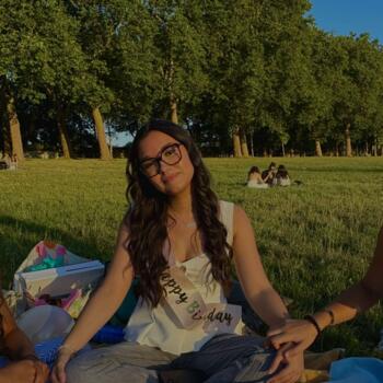 Babysitter in Chaville: Sana