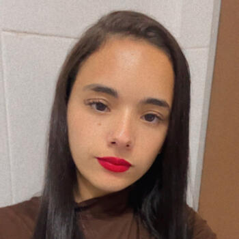 Babysitter in Betim: Gabriela