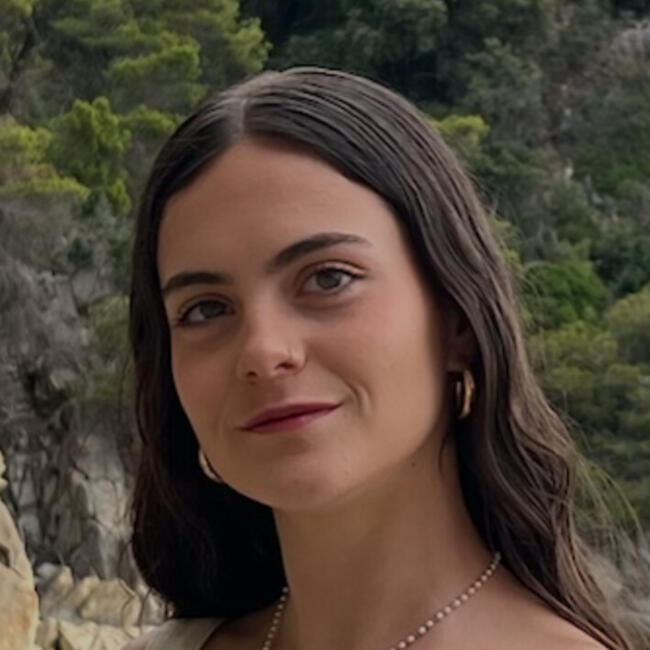 Nanny in Donostia / San Sebastian: Adriana