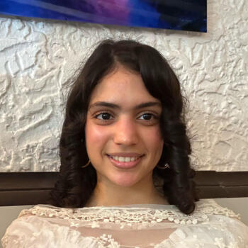 Babysitter in Nice: Yasmine