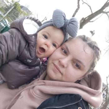 Babysitter in Bobigny: Jenna